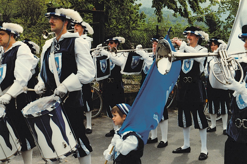 Der Fanfarenzug Hendsemer Herolde am 6.5.1989 bei der festlichen Eröffnung des Handschuhsheimer Kulturpfades. Archiv Bild1434.jpg